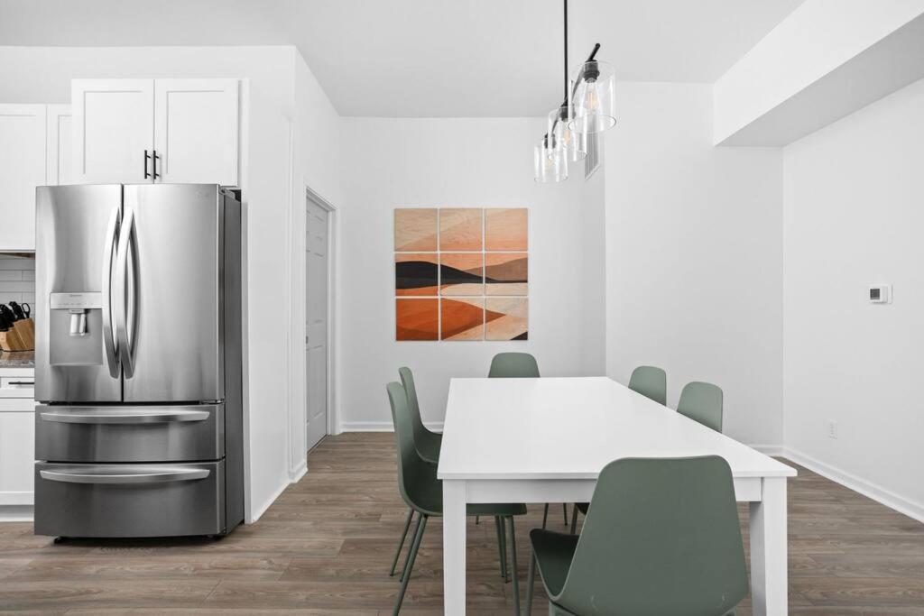 Cozysuites 3Br Arsenal Heights Indy Индианаполис Экстерьер фото