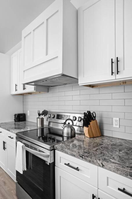 Cozysuites 3Br Arsenal Heights Indy Индианаполис Экстерьер фото