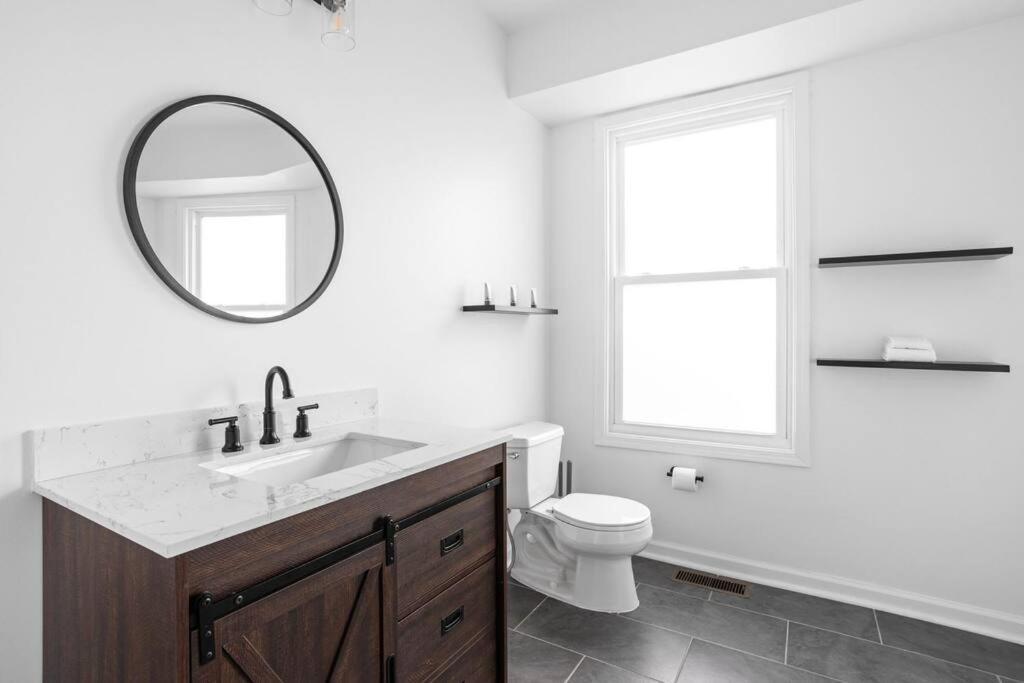 Cozysuites 3Br Arsenal Heights Indy Индианаполис Экстерьер фото